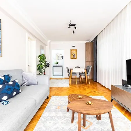 Flat Near Marina And Marmaray In Bagdat Avenue Стамбул