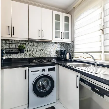Apartamento Flat Near Marina And Marmaray In Bagdat Avenue Estambul