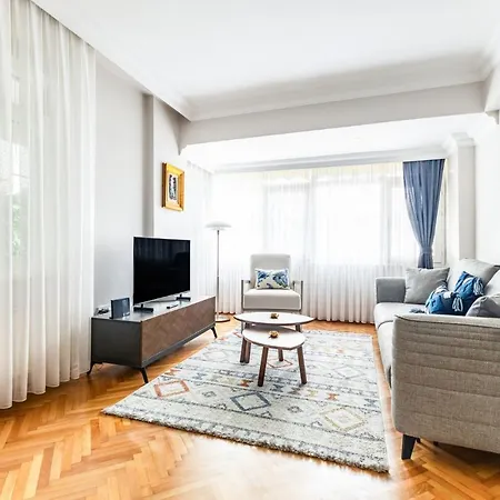 Flat Near Marina And Marmaray In Bagdat Avenue *