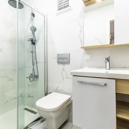 Flat Near Marina And Marmaray In Bagdat Avenue Apartamento
